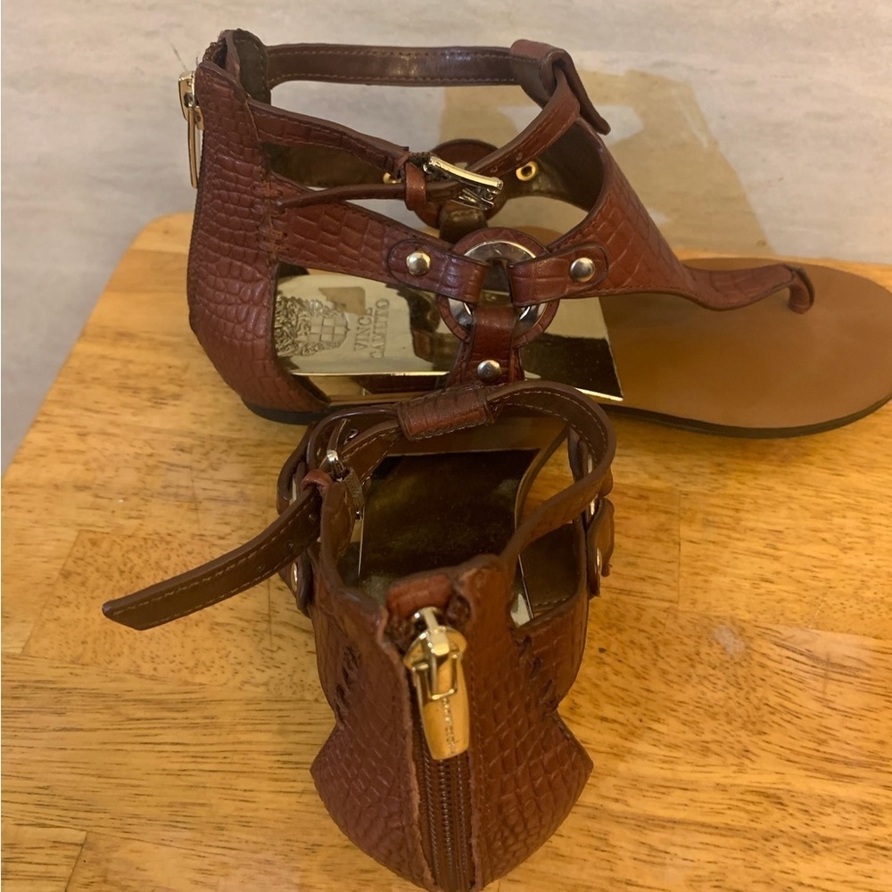 Vince Camuto Chic Brown Flat Sandals - Picture 5 of 9